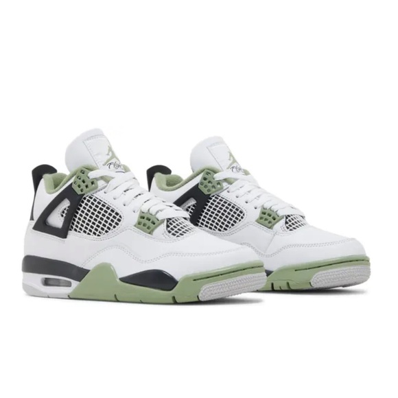 Nike Shoes - Nike Women’s White Black Light Green Retro Sneakers
